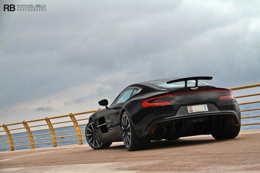  Aston Martin One-77 in Monaco 2012 года  (фото 8 из 11)